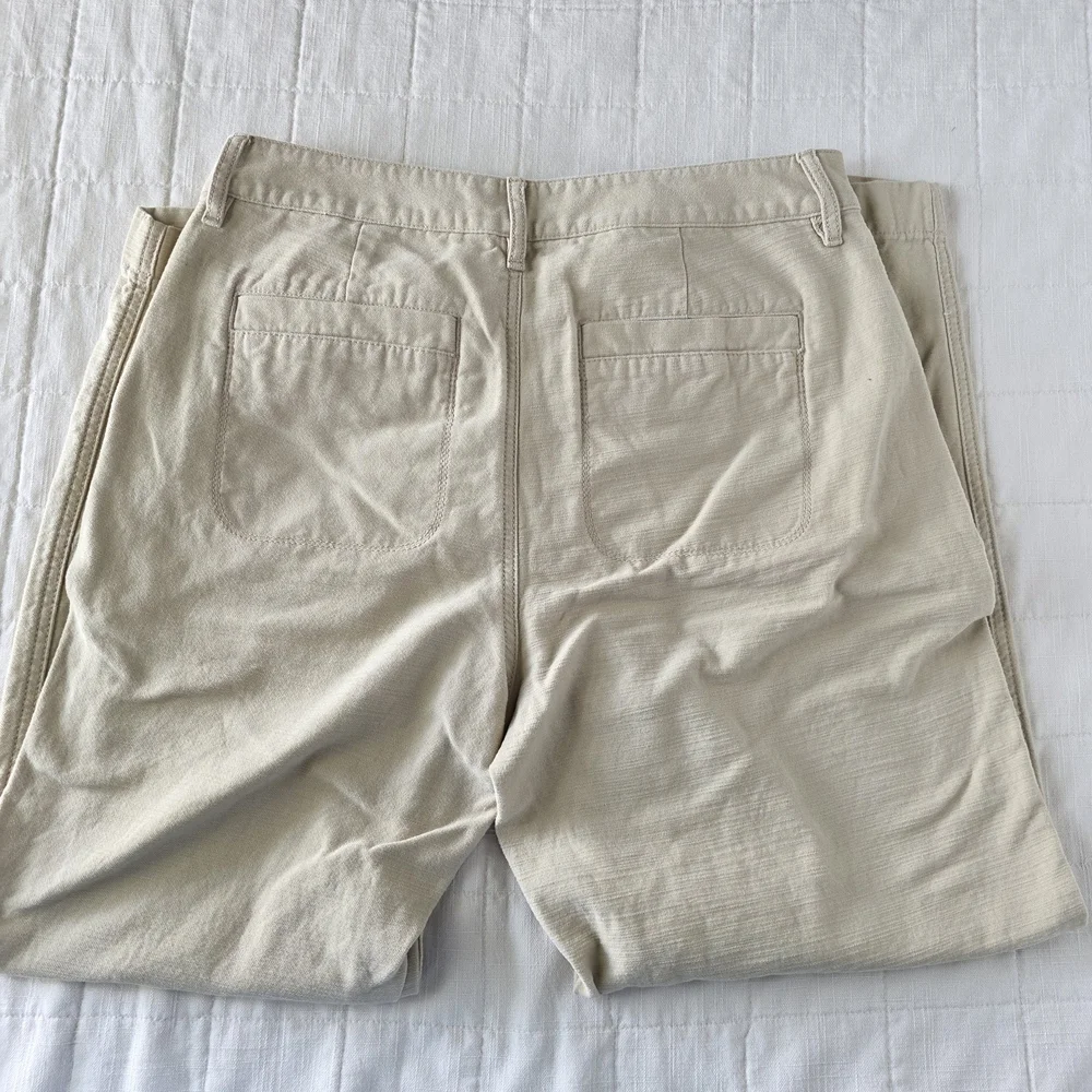 J. CREW Pants Cotton Camp Pants – Size 8 Beige Inseam 26” J Crew Factory